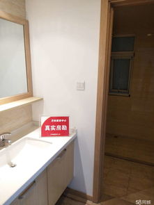 新出萬科城精裝三房 中高樓層，誠(chéng)心出售，廚衛(wèi)配置齊全